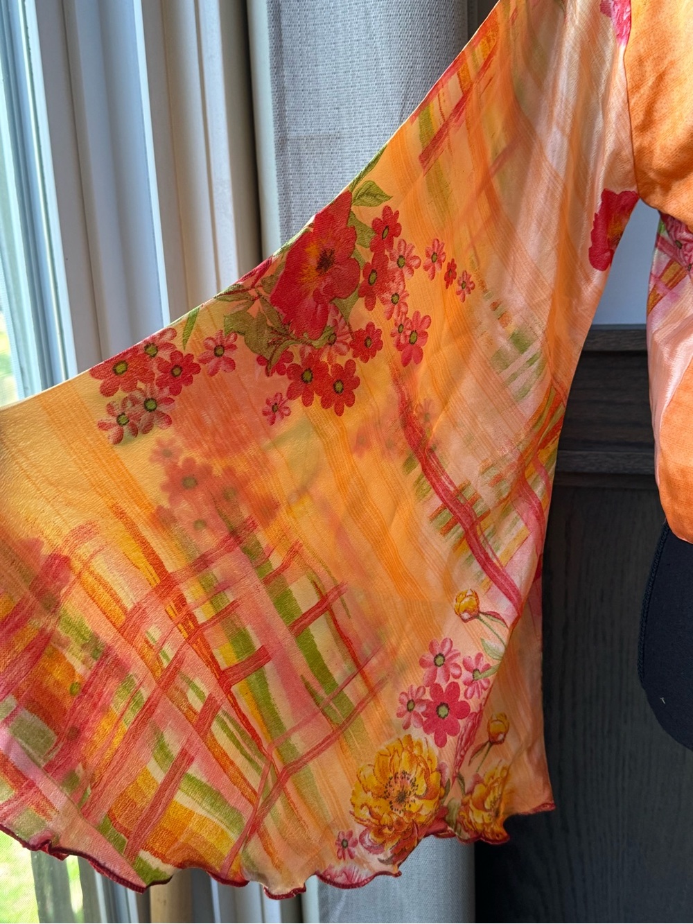 Weves Women's silk orange and Pink Floral Tie-Front Blouse free size - Picture 2 of 9
